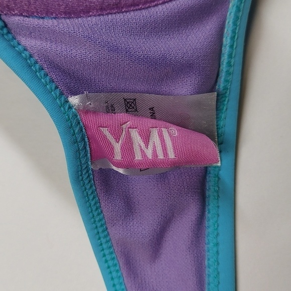 YMI Women's Light Blue Twist Front Padded Bikini Top Size L - Picture 3 of 7
